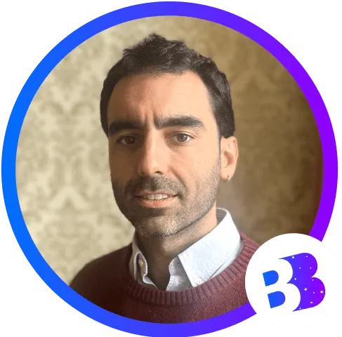 Portrait photograph of Daniel (co-founder), the market and operations lead at Bridgely.